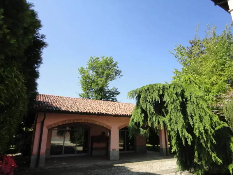 Villa-d39epoca-di-pregio-a-Missaglia-37