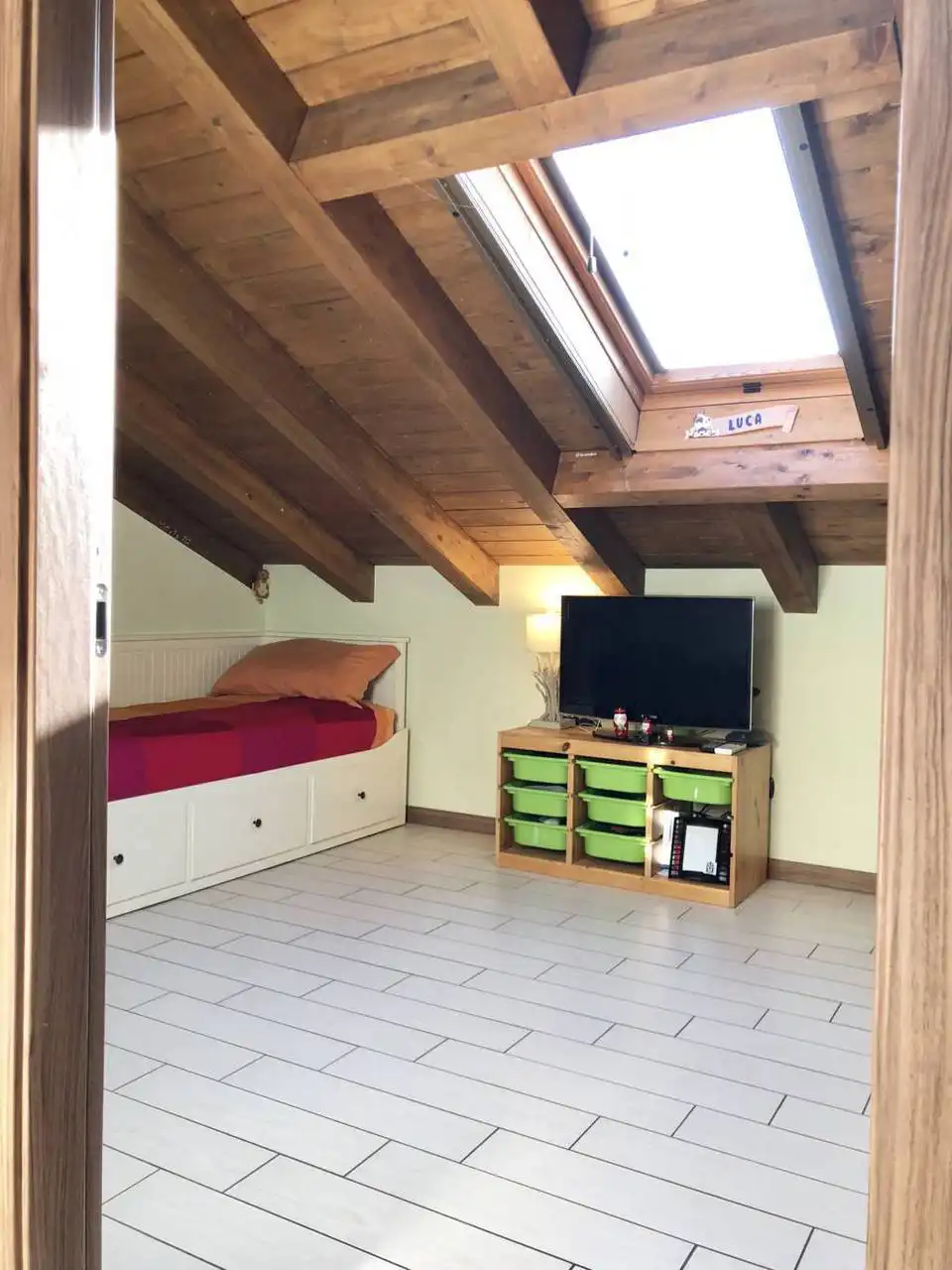 Villa-di-testa-in-vendita-a-Sulbiate-giardino-1.660-mq-27