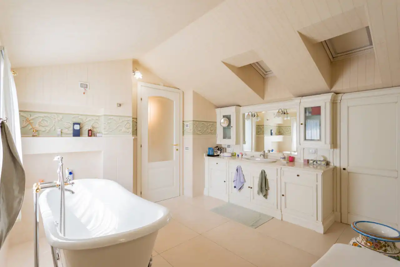 Villa in vendita a Camparada (27)