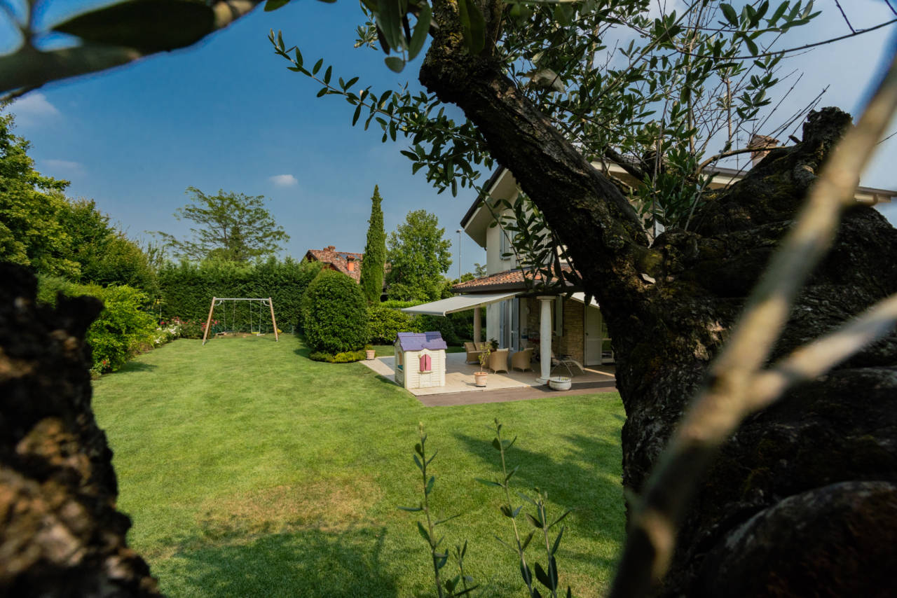 Villa in vendita a Camparada (65)