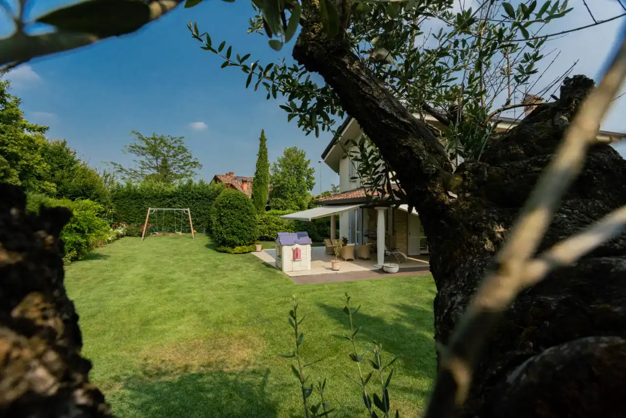 Villa in vendita a Camparada (65)