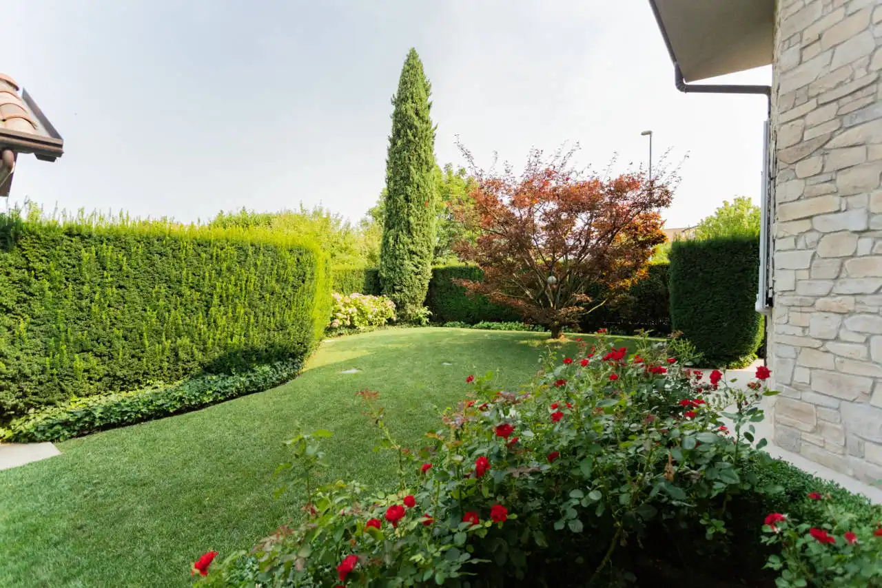 Villa in vendita a Camparada (75)