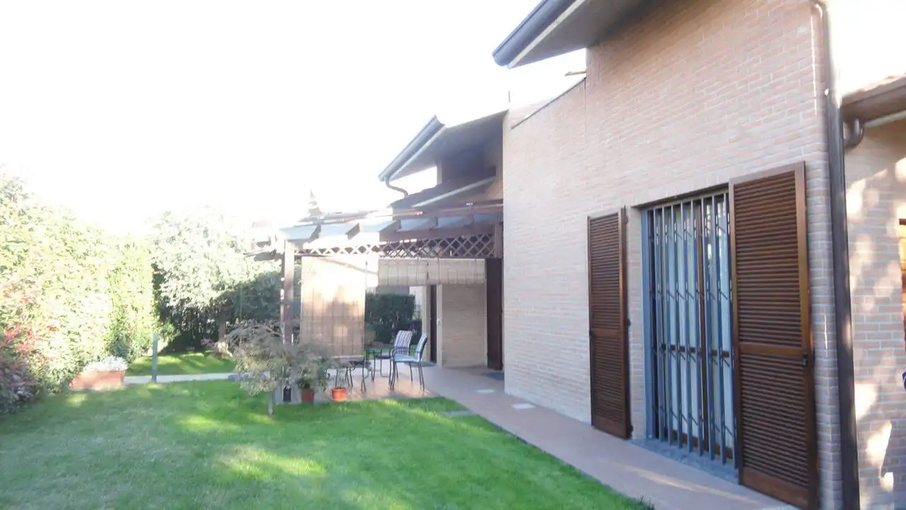 Villa-singola-in-vendita-Cavenago-Brianza-18