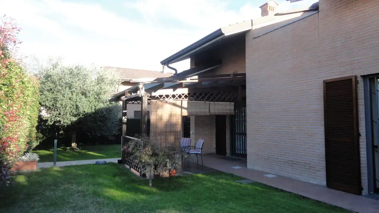 Villa-singola-in-vendita-Cavenago-Brianza-32