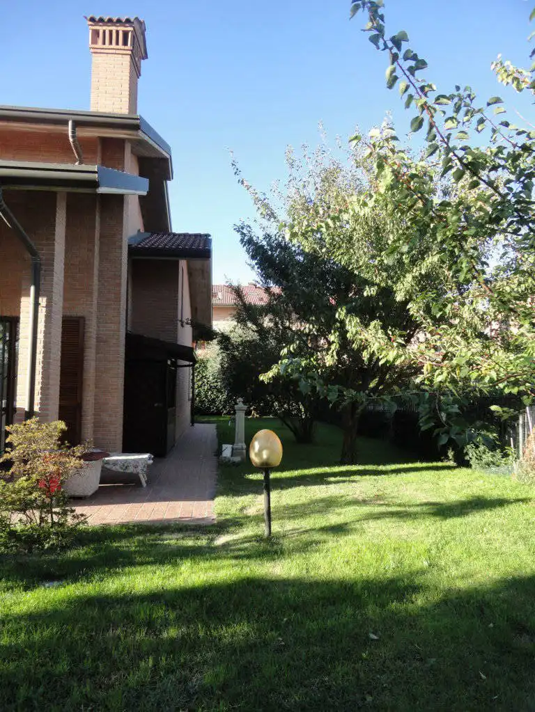 Villa-singola-in-vendita-Cavenago-Brianza-8