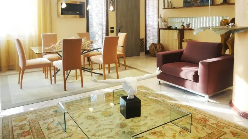 Villa-singola-in-vendita-a-Cambiago-Milano-10