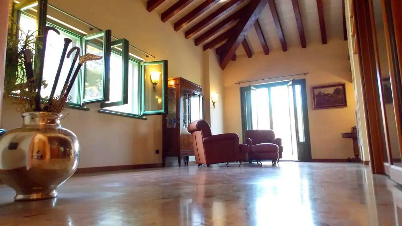 Villa-singola-in-vendita-a-Montevecchia-in-Brianza-10