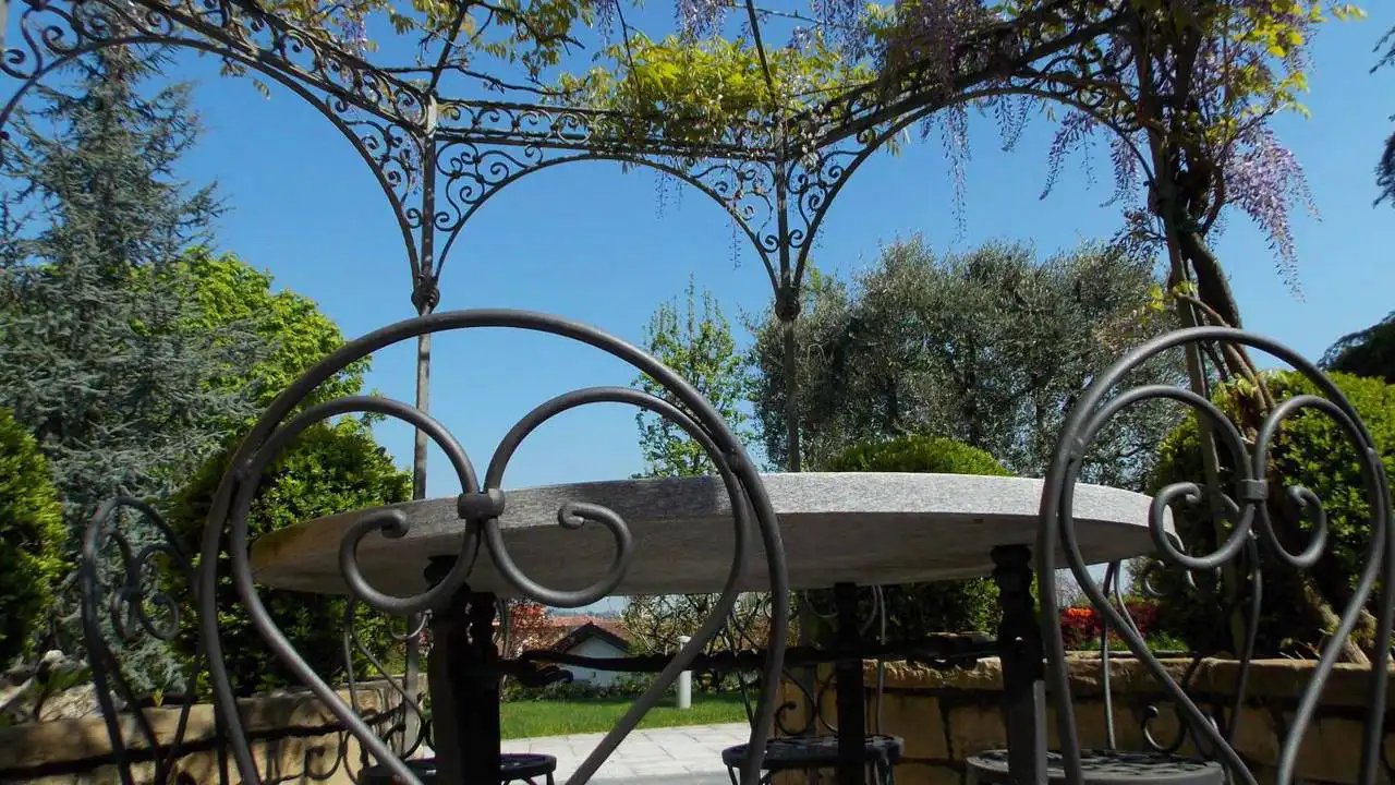 Villa-singola-in-vendita-a-Montevecchia-in-Brianza-5