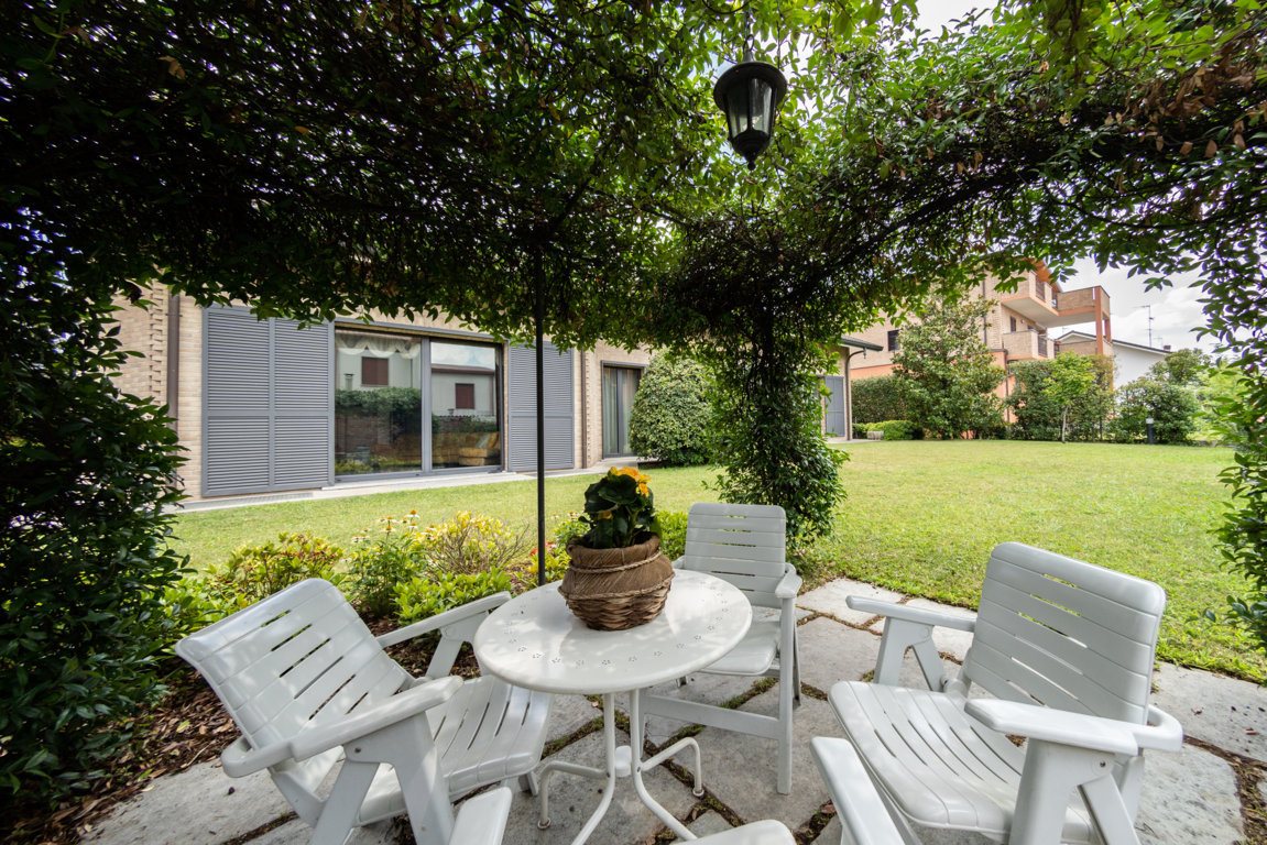 villa-in-vendita-a-paderno-dugnano (10)