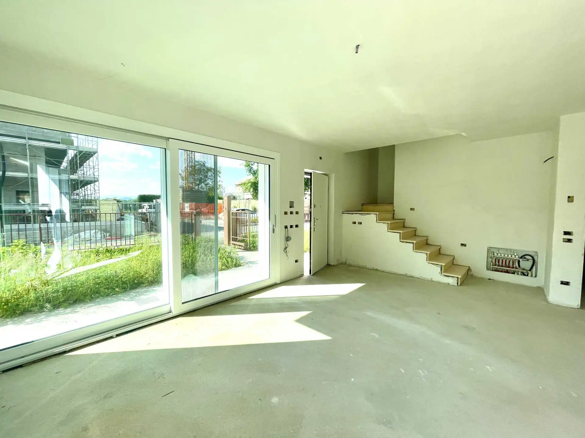 villa-singola-nuova-costruzione-in-vendita-a-bernareggio-agenzia-immobiliare-milano-brianza (10)