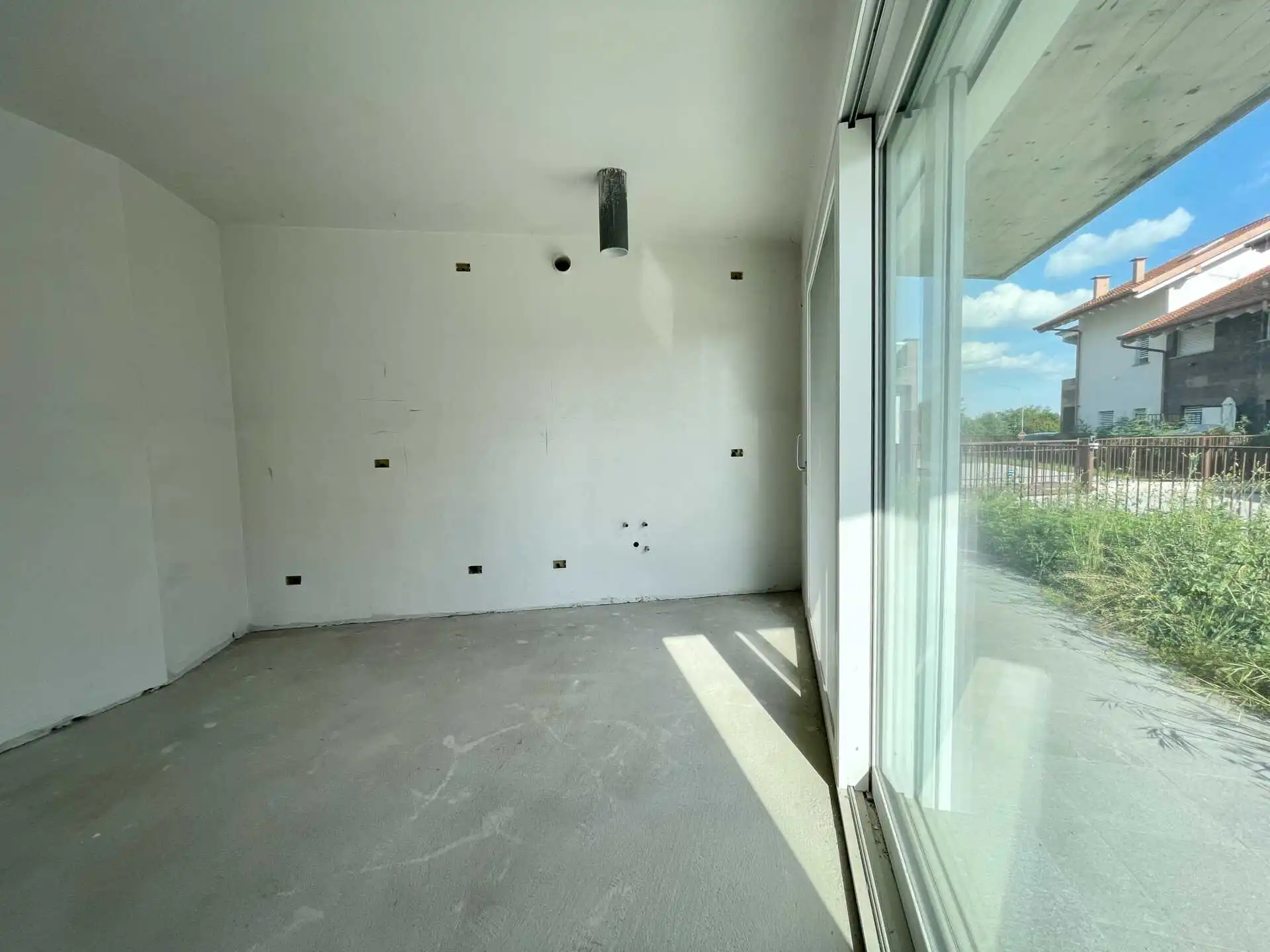 villa-singola-nuova-costruzione-in-vendita-a-bernareggio-agenzia-immobiliare-milano-brianza (15)