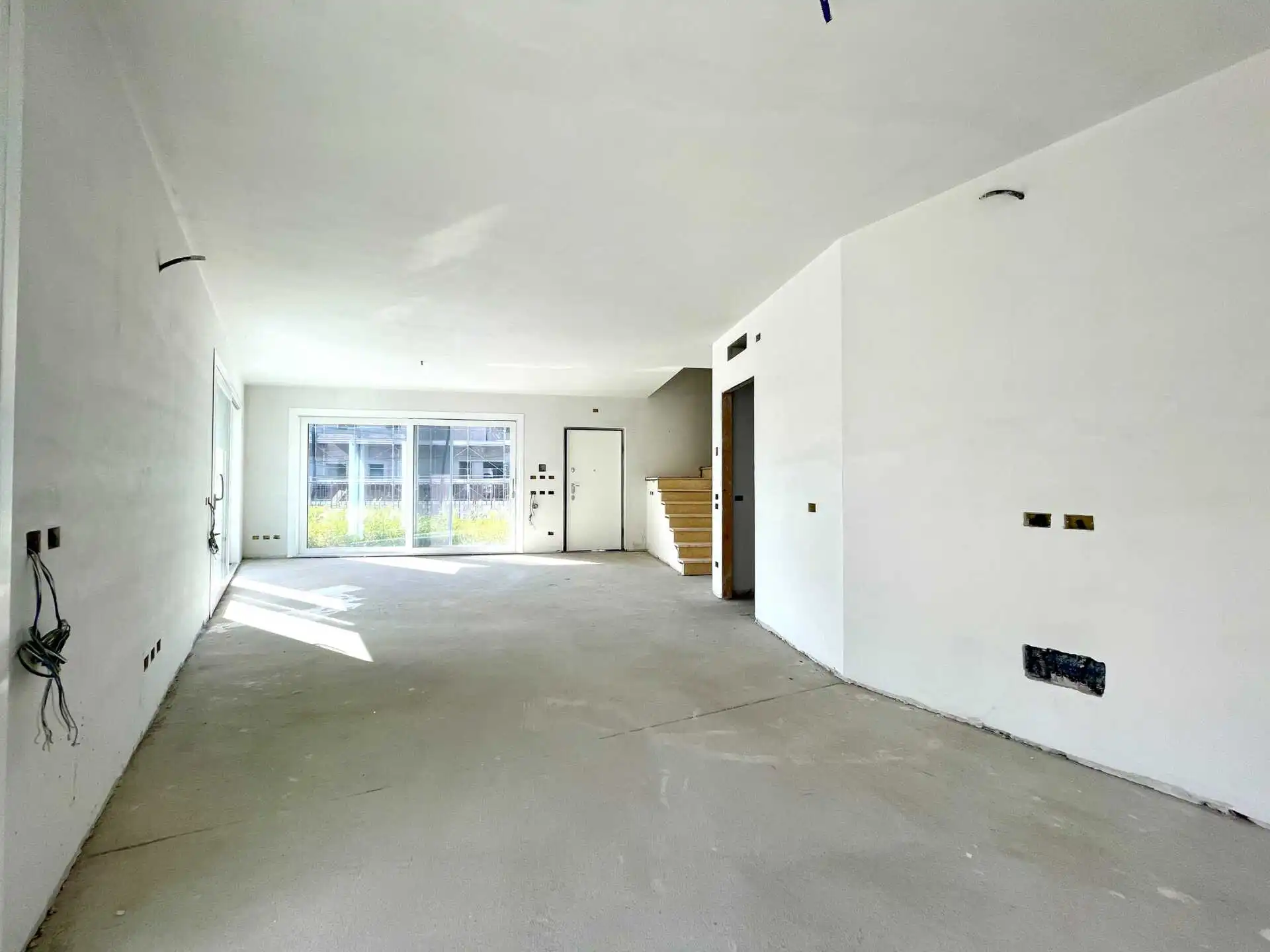 villa-singola-nuova-costruzione-in-vendita-a-bernareggio-agenzia-immobiliare-milano-brianza (16)