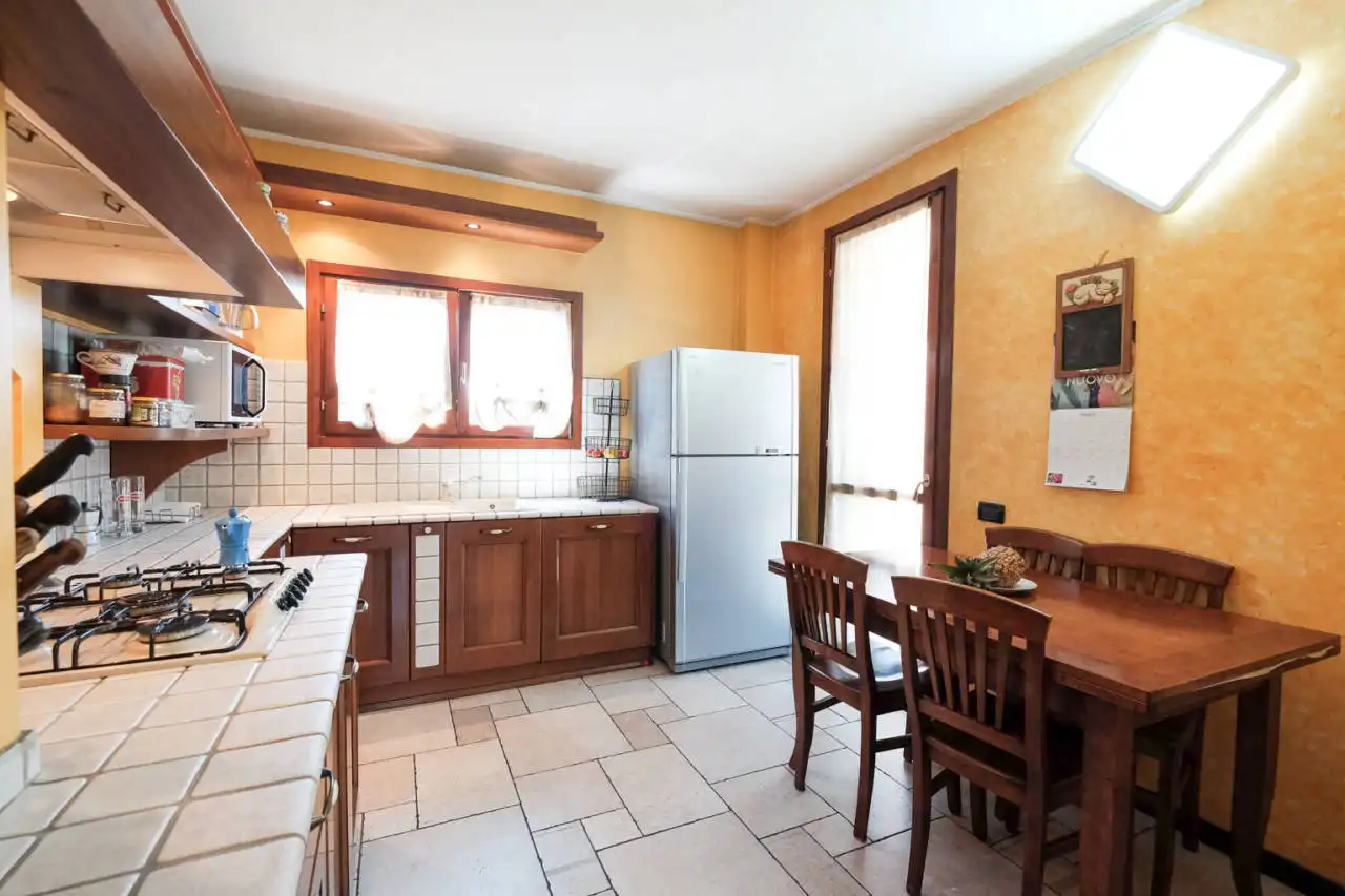 vendita-villa-ornago (13)
