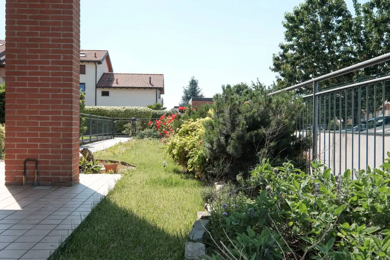 vendita-villa-ornago (16)