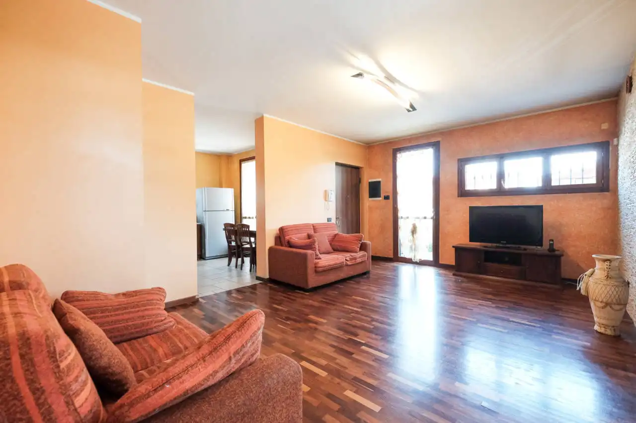 vendita-villa-ornago (27)