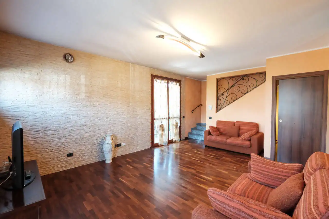vendita-villa-ornago (38)