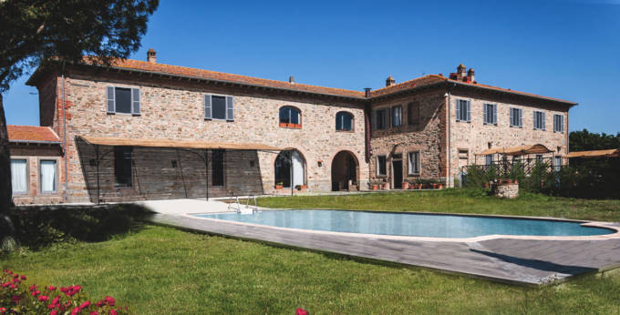 Casale in Toscana Val di Chiana in vendita