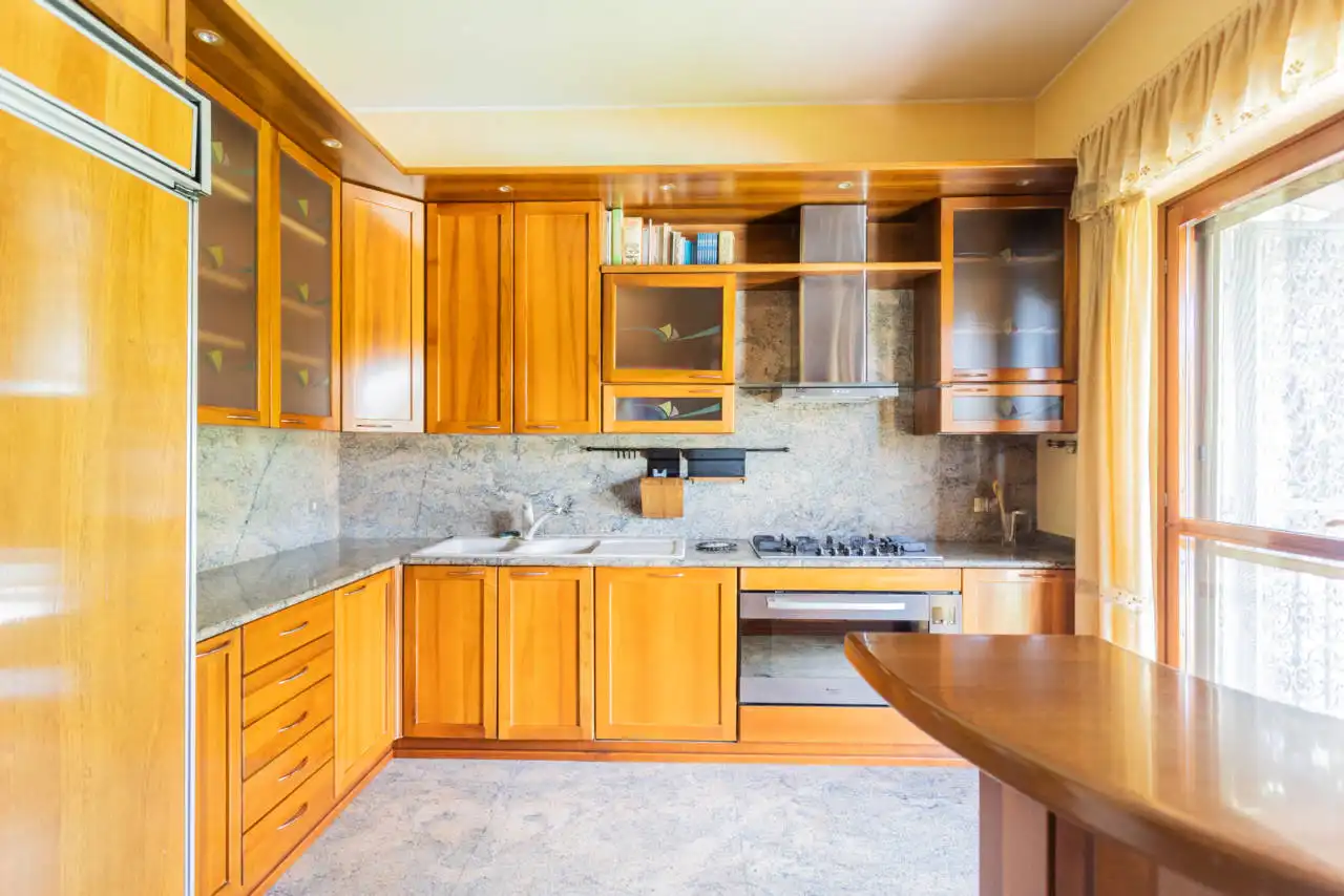 Villa con piscina in vendita a Rozzano (22)