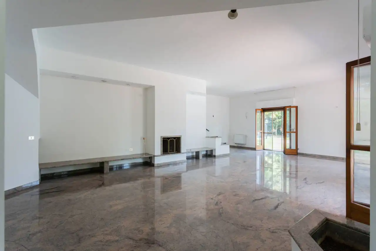 Villa con piscina in vendita a Rozzano (50)