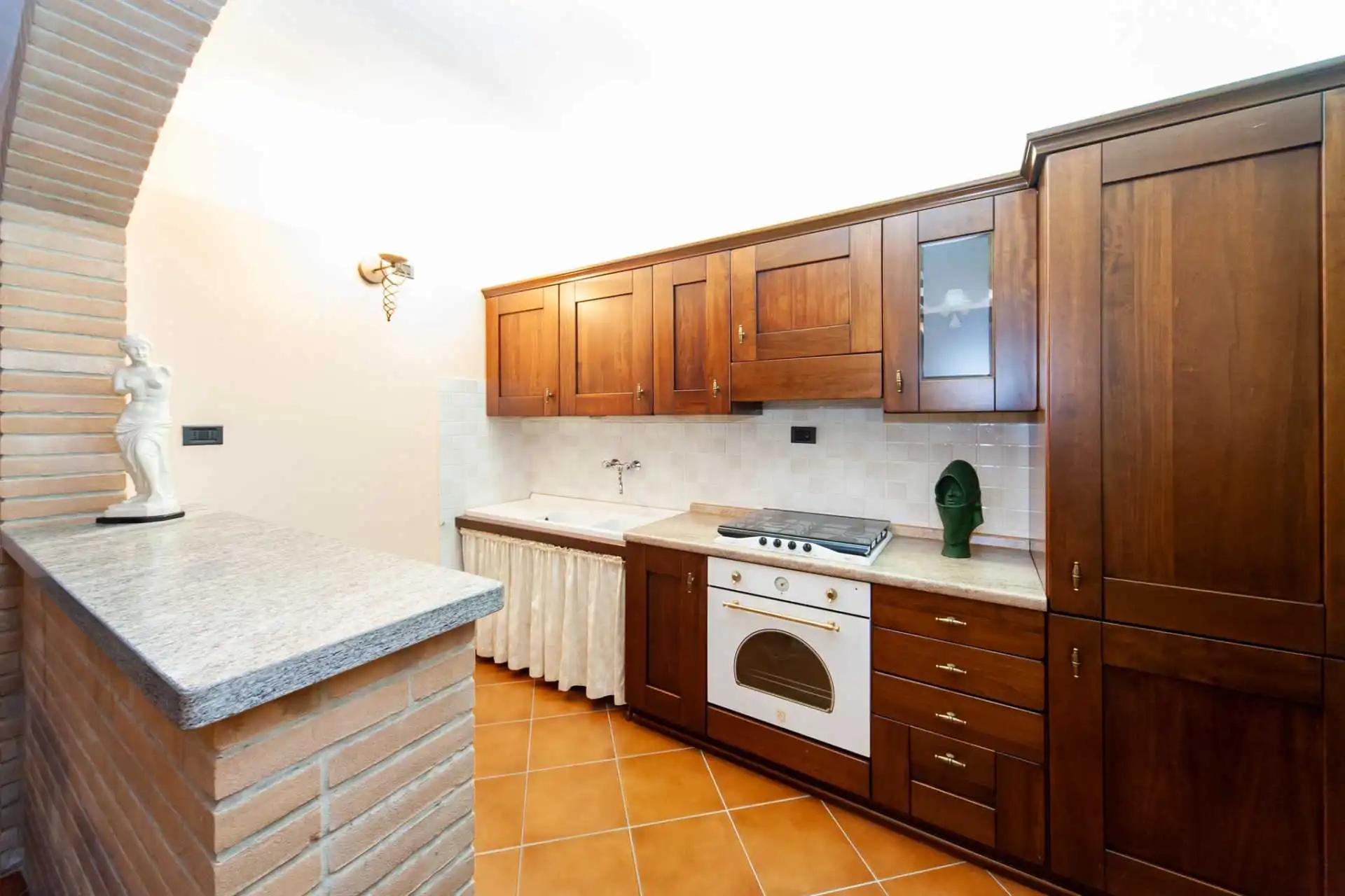 Villa-singola-in-vendita-a-Bernareggio (74)