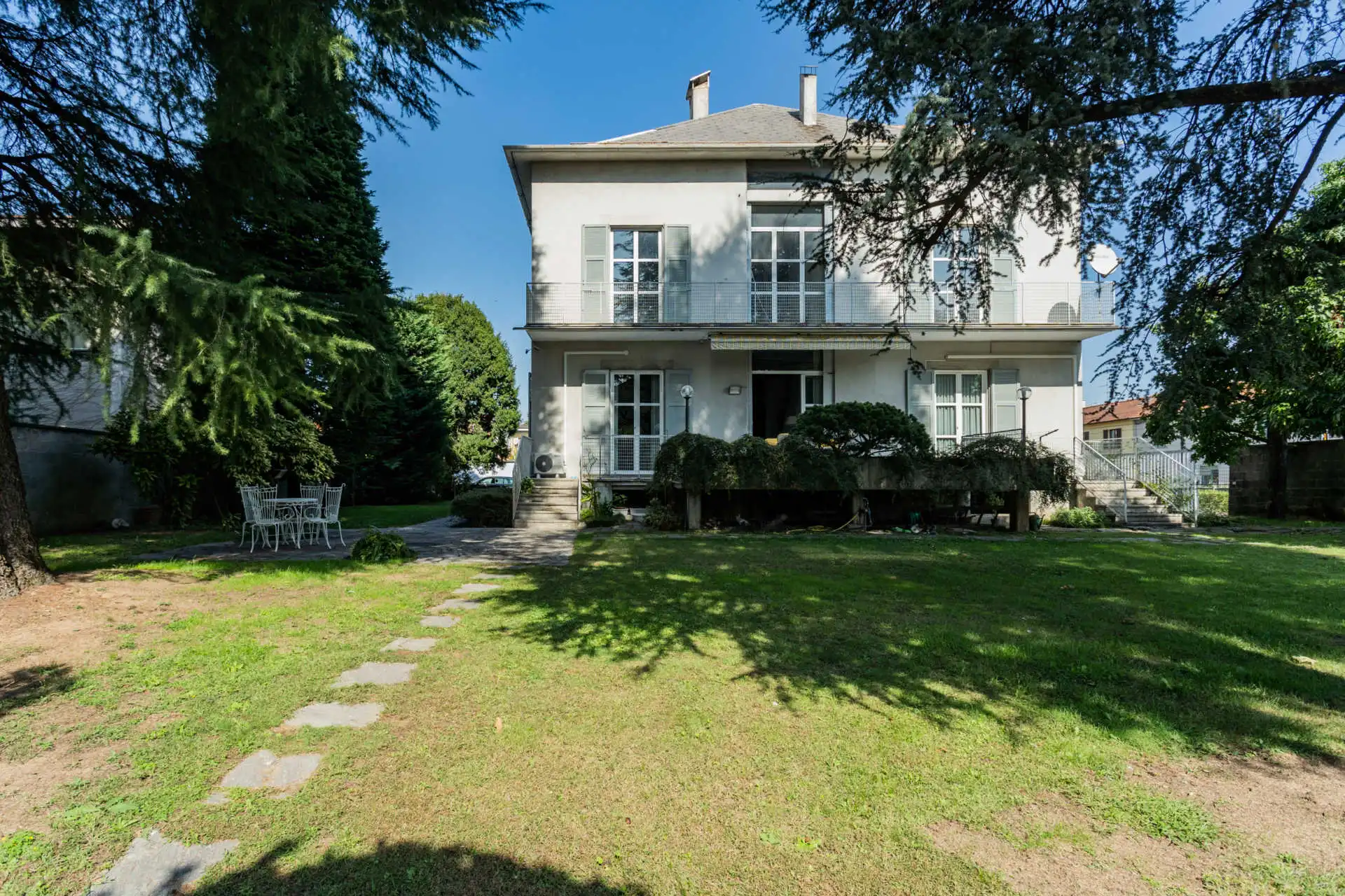 Villa-in-vendita-a-Cesano-Maderno