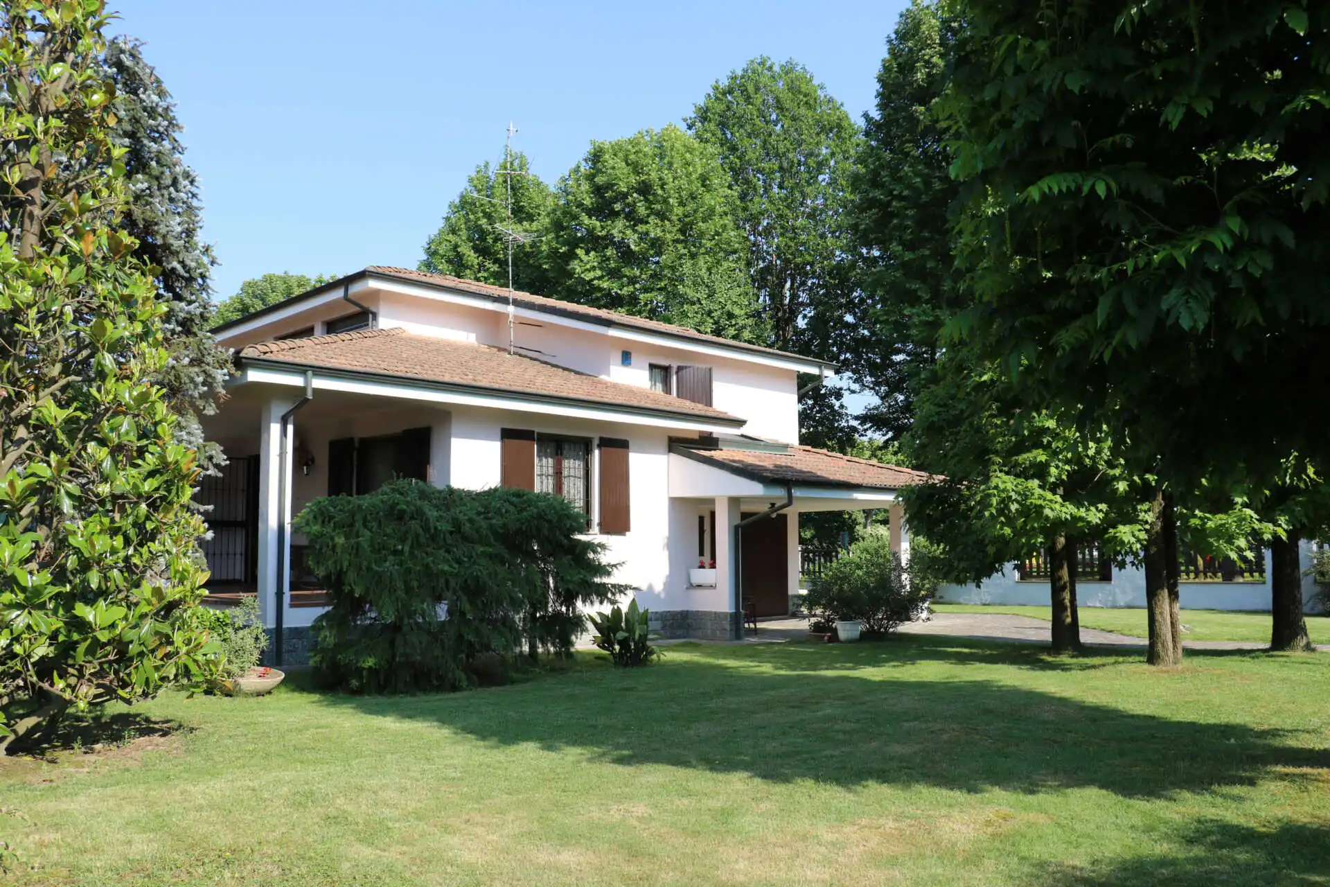 Villa-singola-in-vendita-a-Massalengo (6)