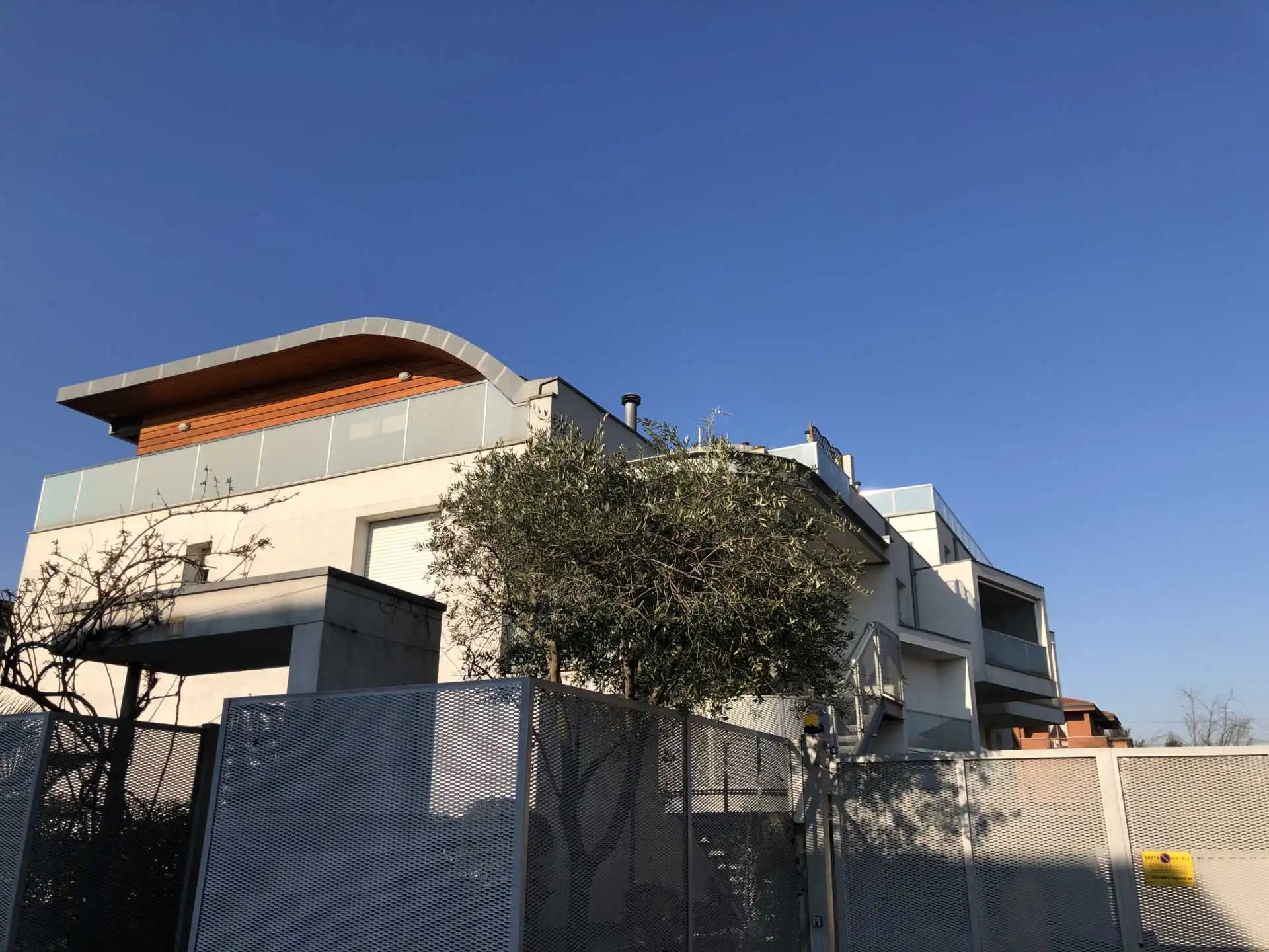 Brugherio-vendita-appartamento-con-giardino (1)