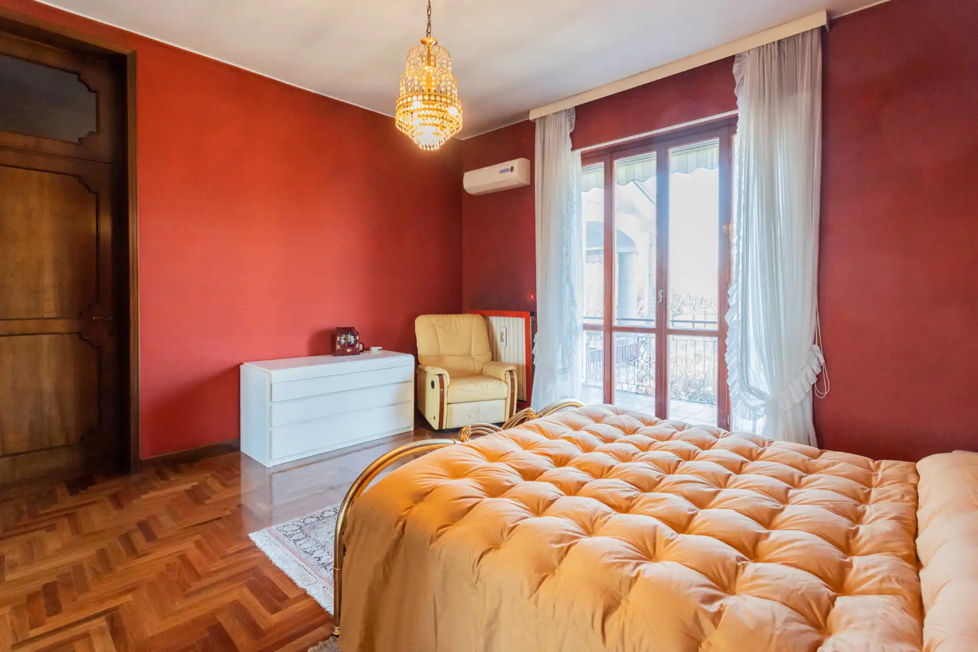villa-singola-in-vendita-a-Rovello-Porro (13)