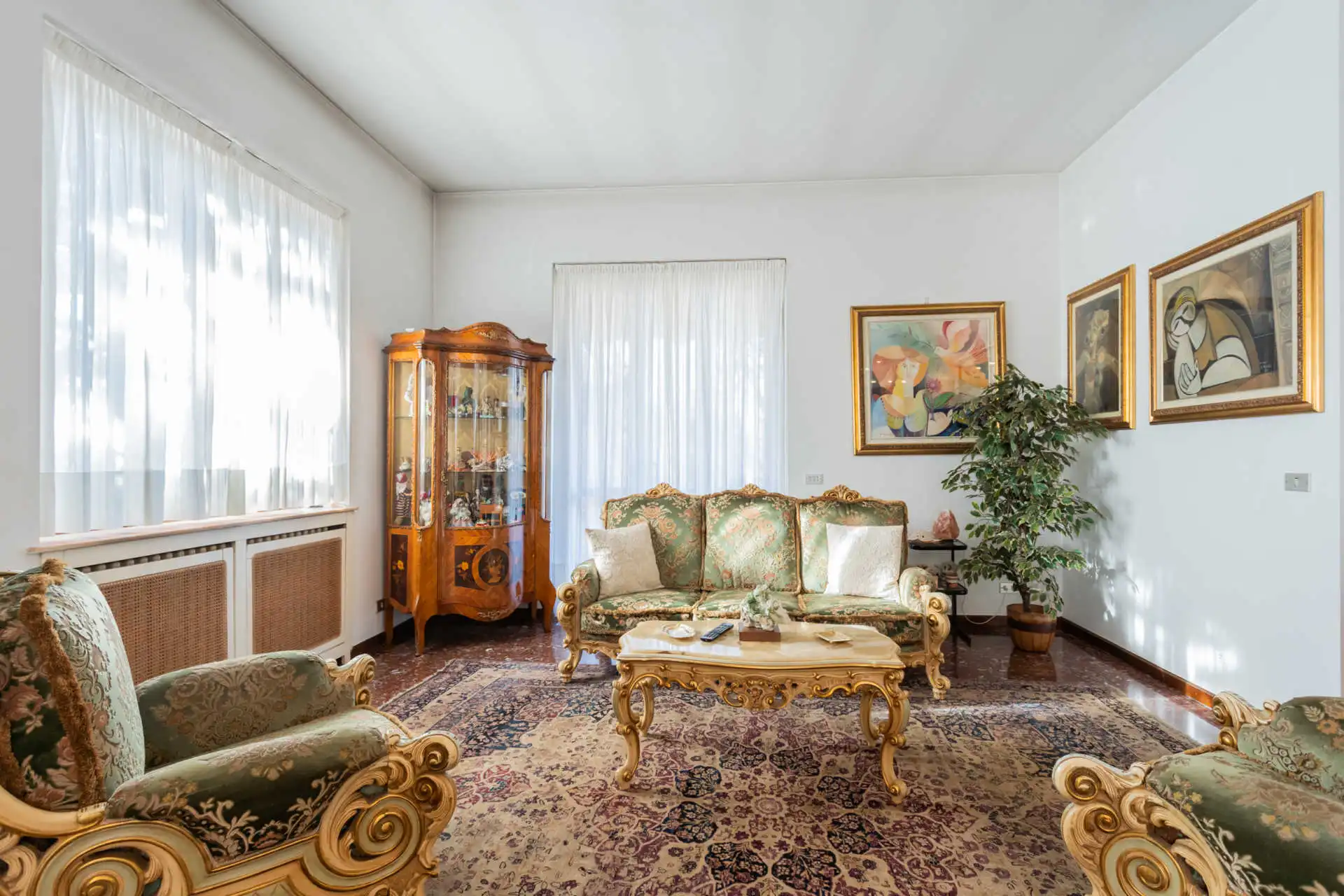 villa-singola-in-vendita-a-Rovello-Porro (7)