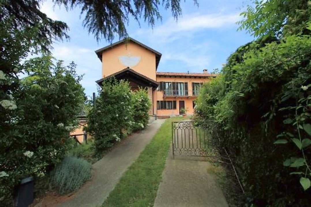 Azienda-vitivinicola-in-vendita-Asti (10)