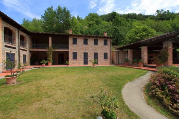 Azienda-vitivinicola-in-vendita-Asti (5)