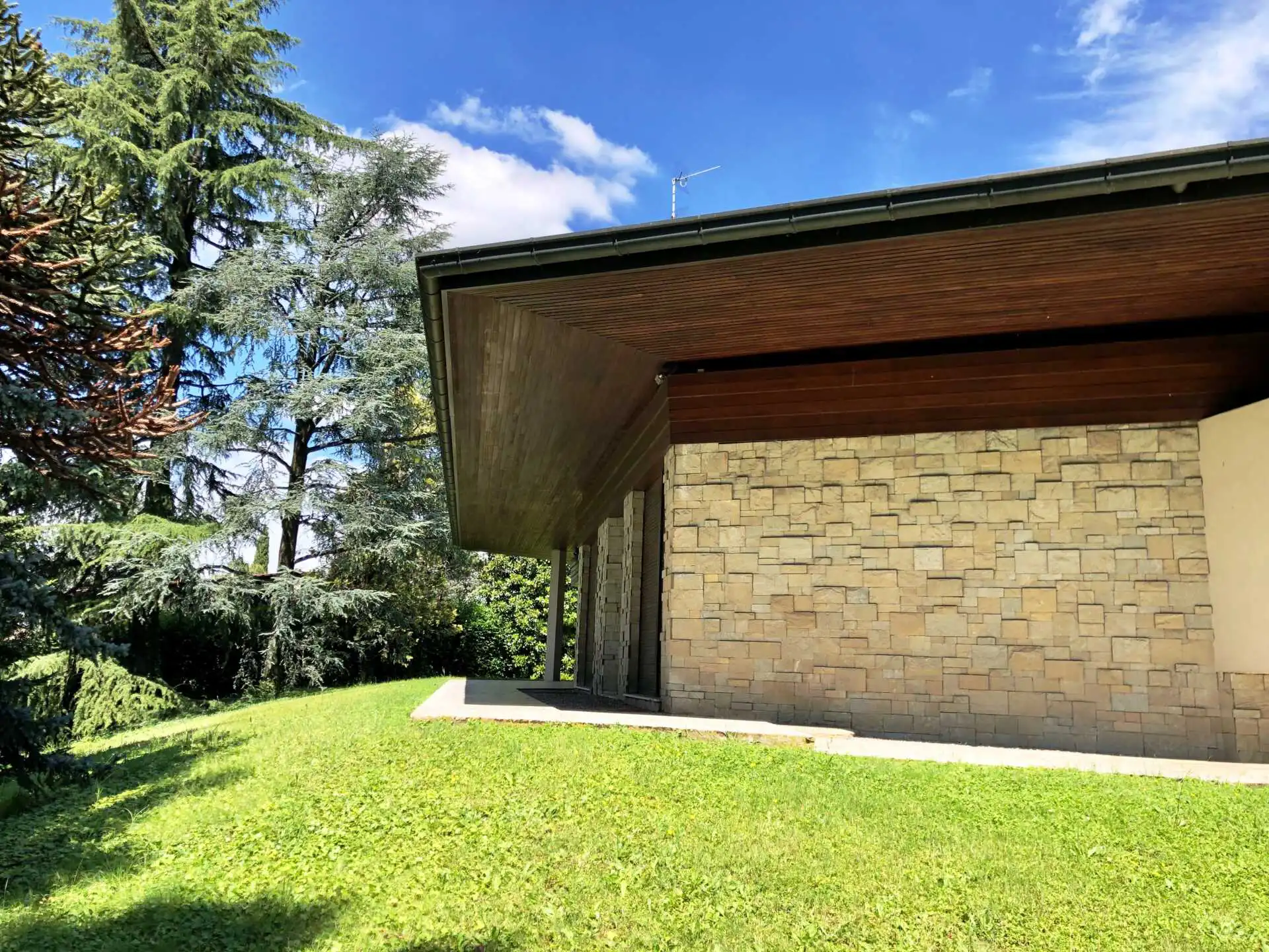Villa-singola-Carate-Brianza (7)