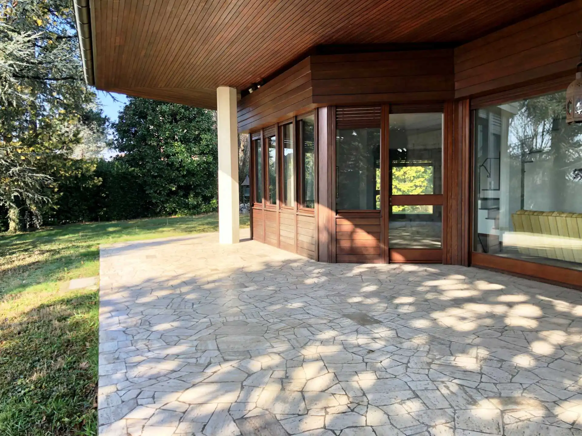 Villa-singola-Carate-Brianza-in-vendita (14)