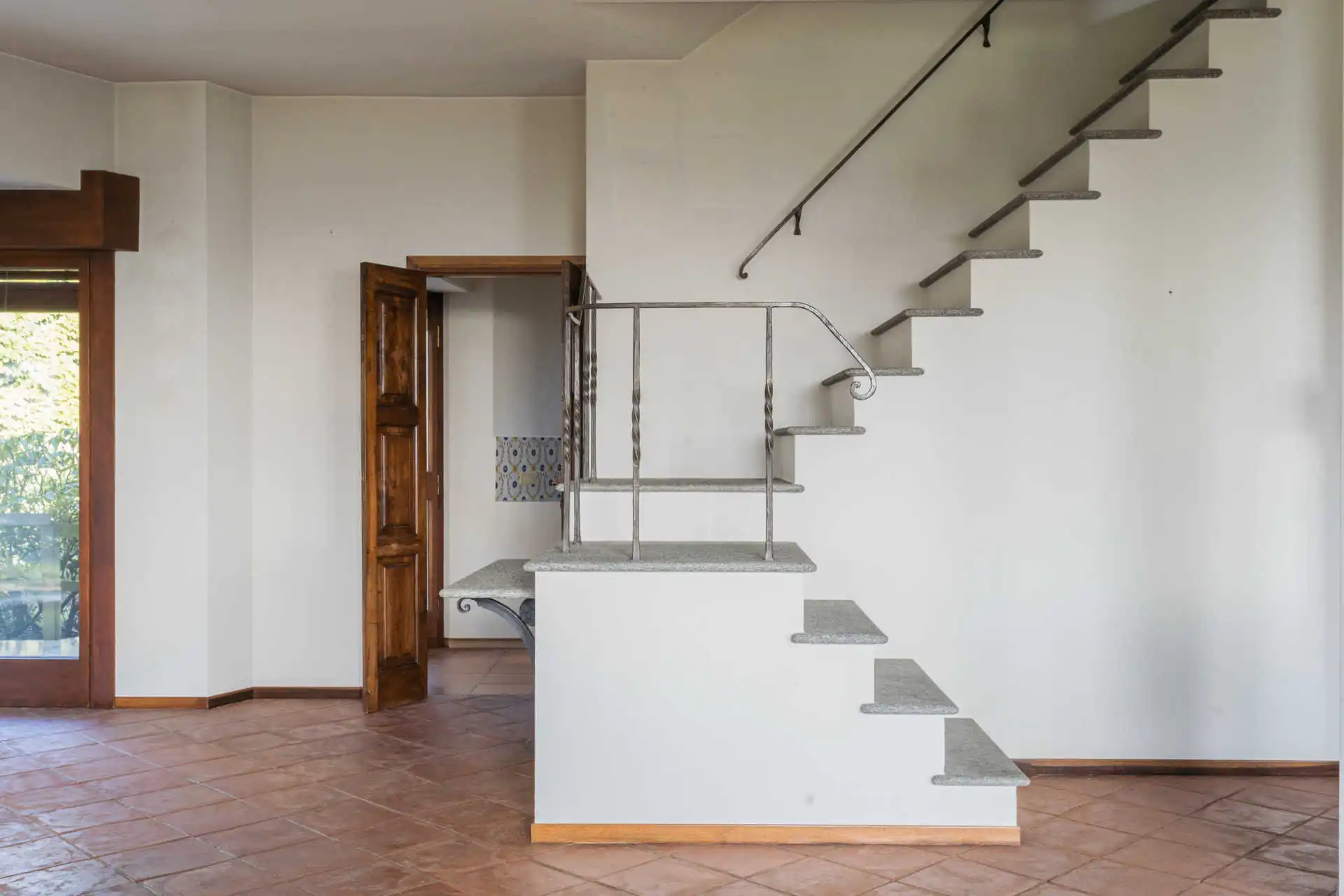 Villa-singola-Carate-Brianza-in-vendita (24)