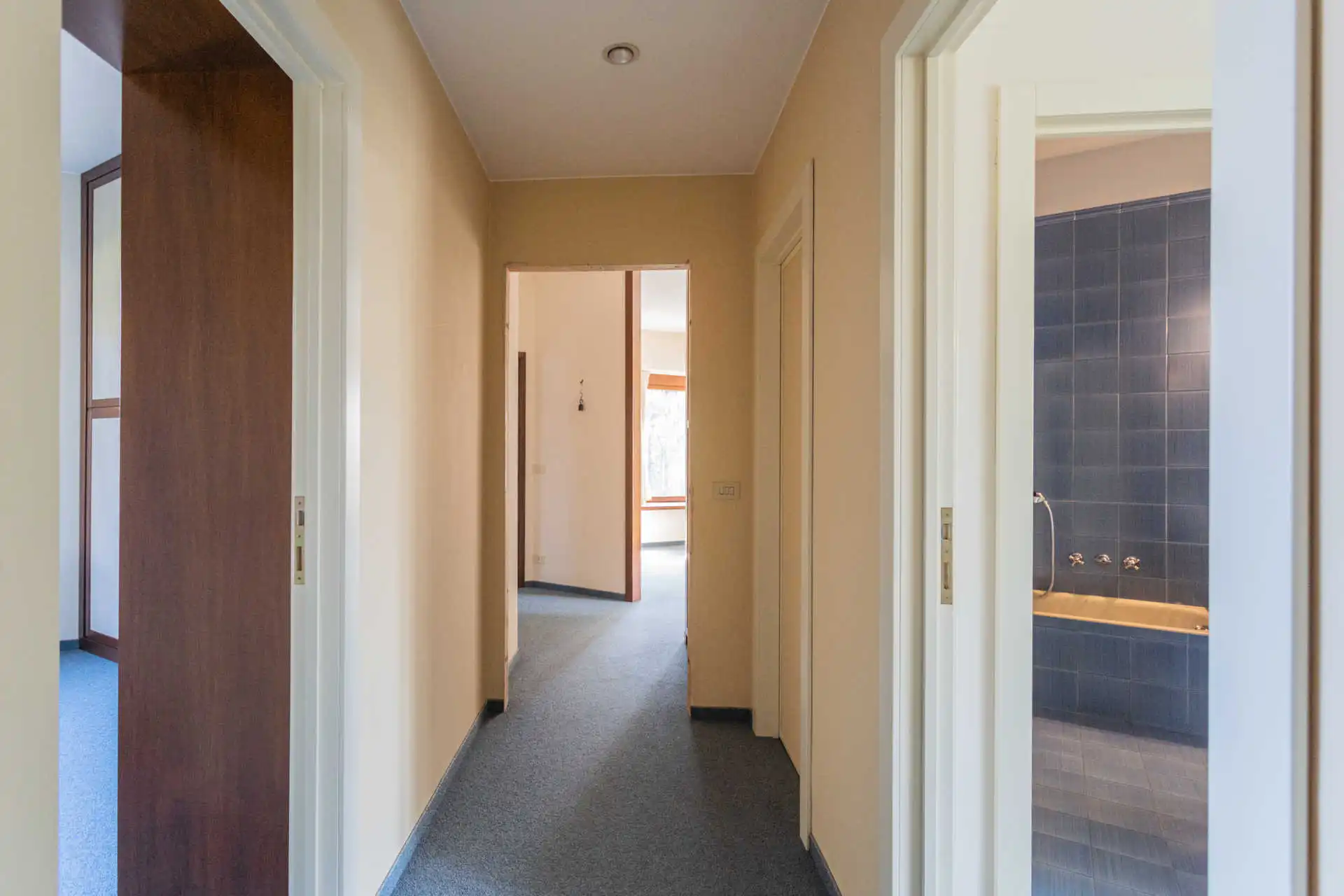 Villa-singola-Carate-Brianza-in-vendita (40)