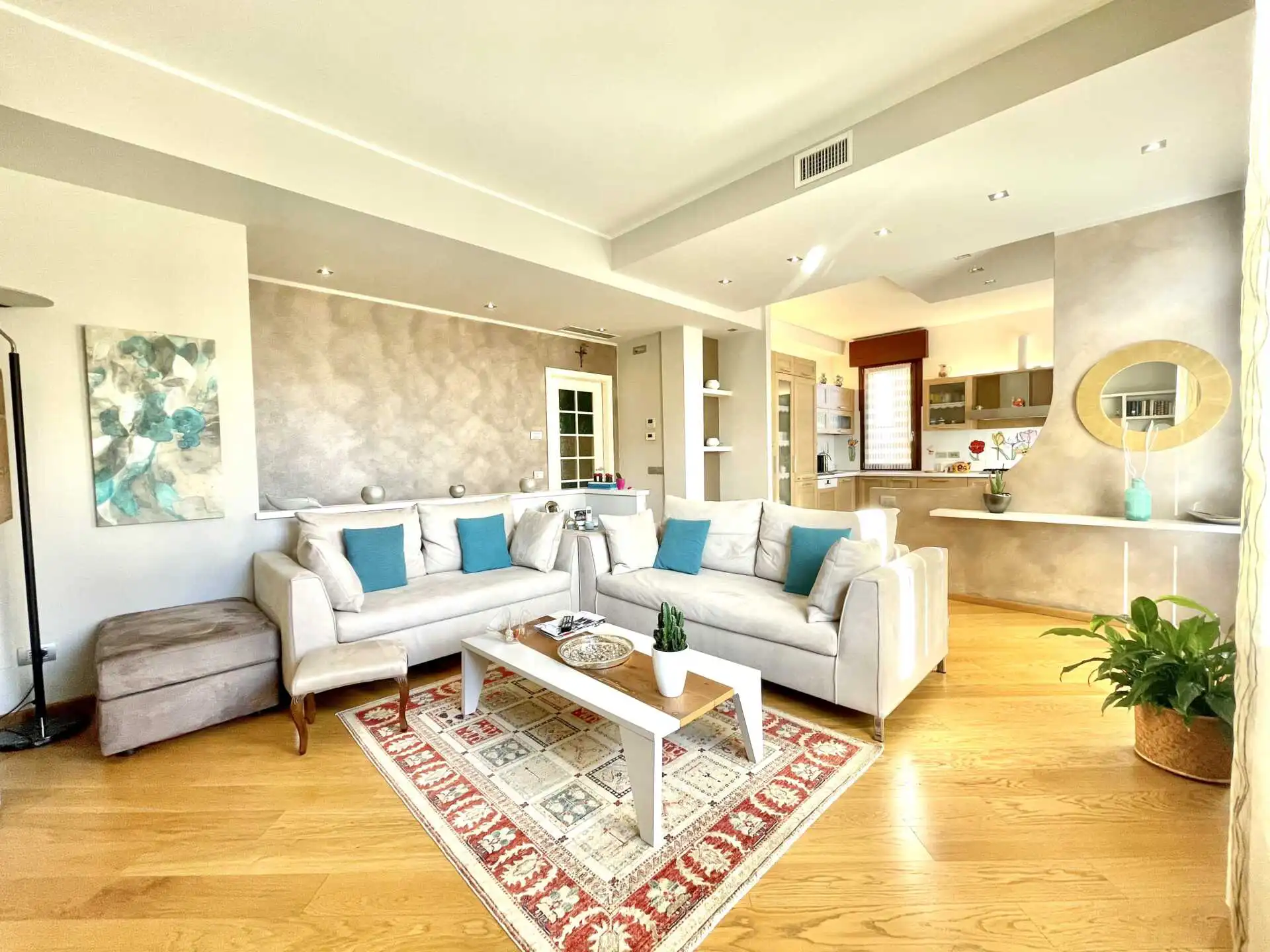 Cambiago-vendita-villa-bifamiliare-divisa-in-2-appartamenti-agenzia-immobiliare-casaestyle (14)