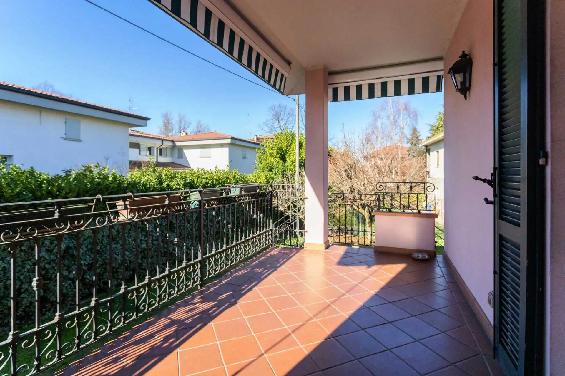Cornate-d-Adda-vendita-villa-singola (47)