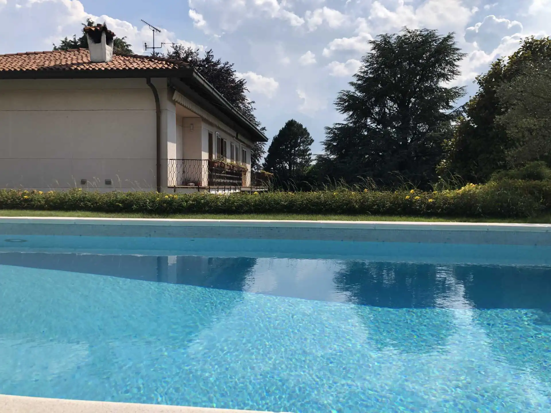 in vendita ville con piscina a Missaglia