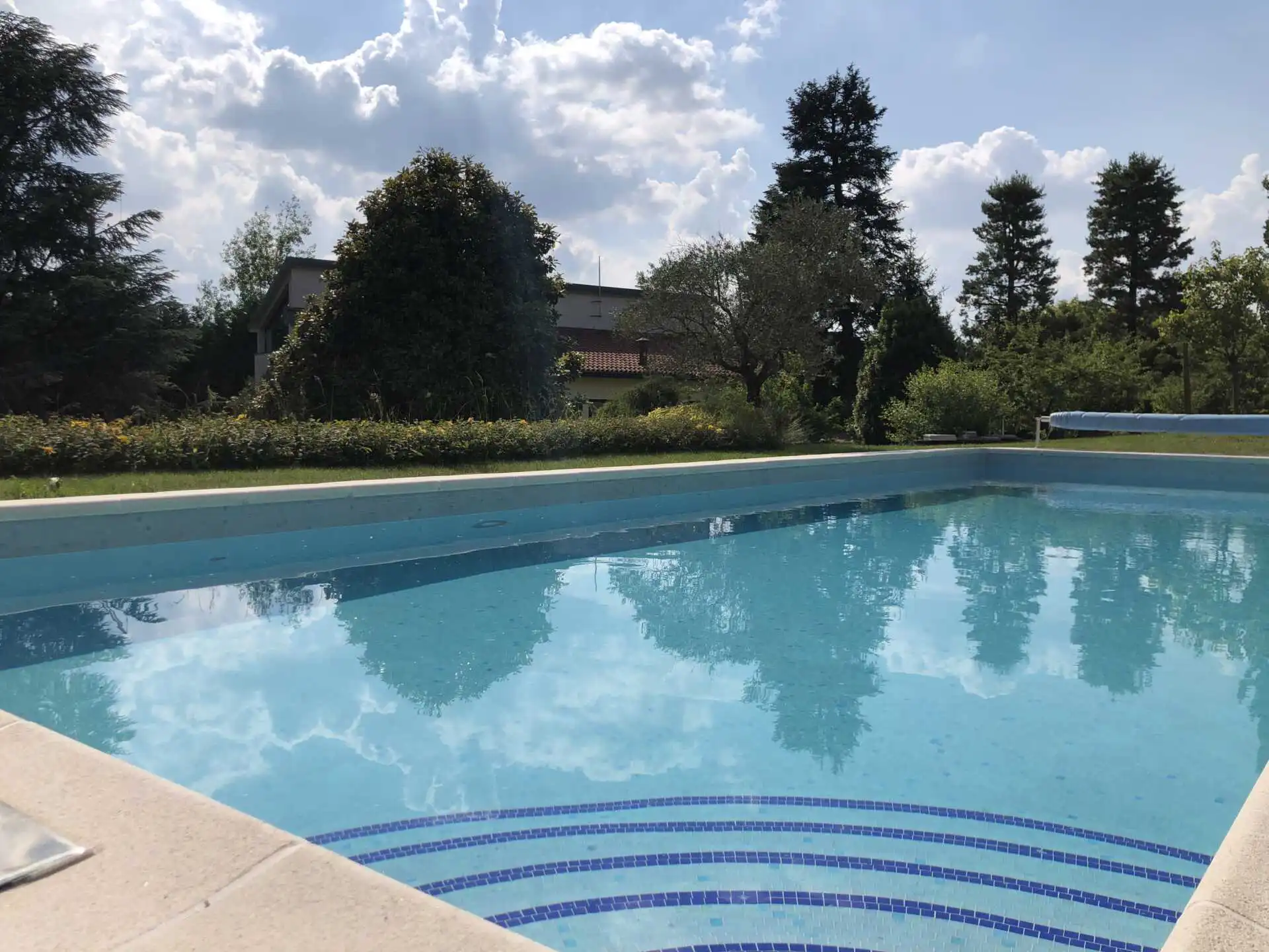 in vendita ville con piscina a Missaglia