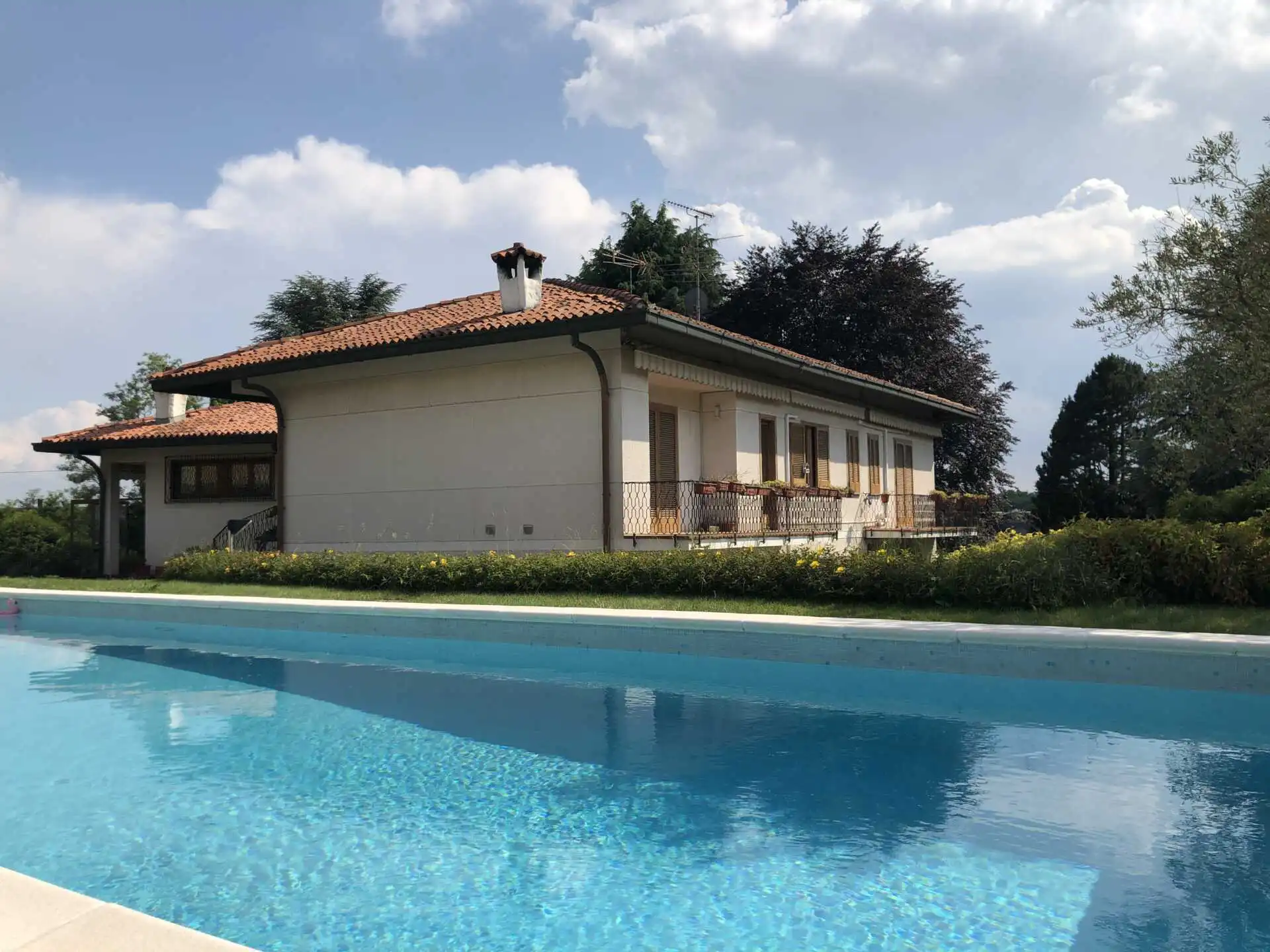 in vendita ville con piscina a Missaglia