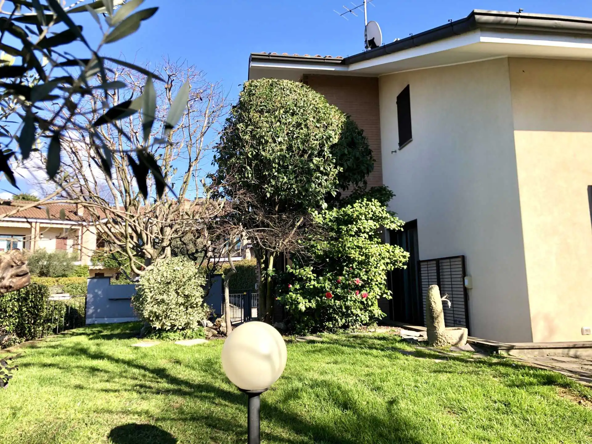 Villa-in-vendita-a-Carnate (7)