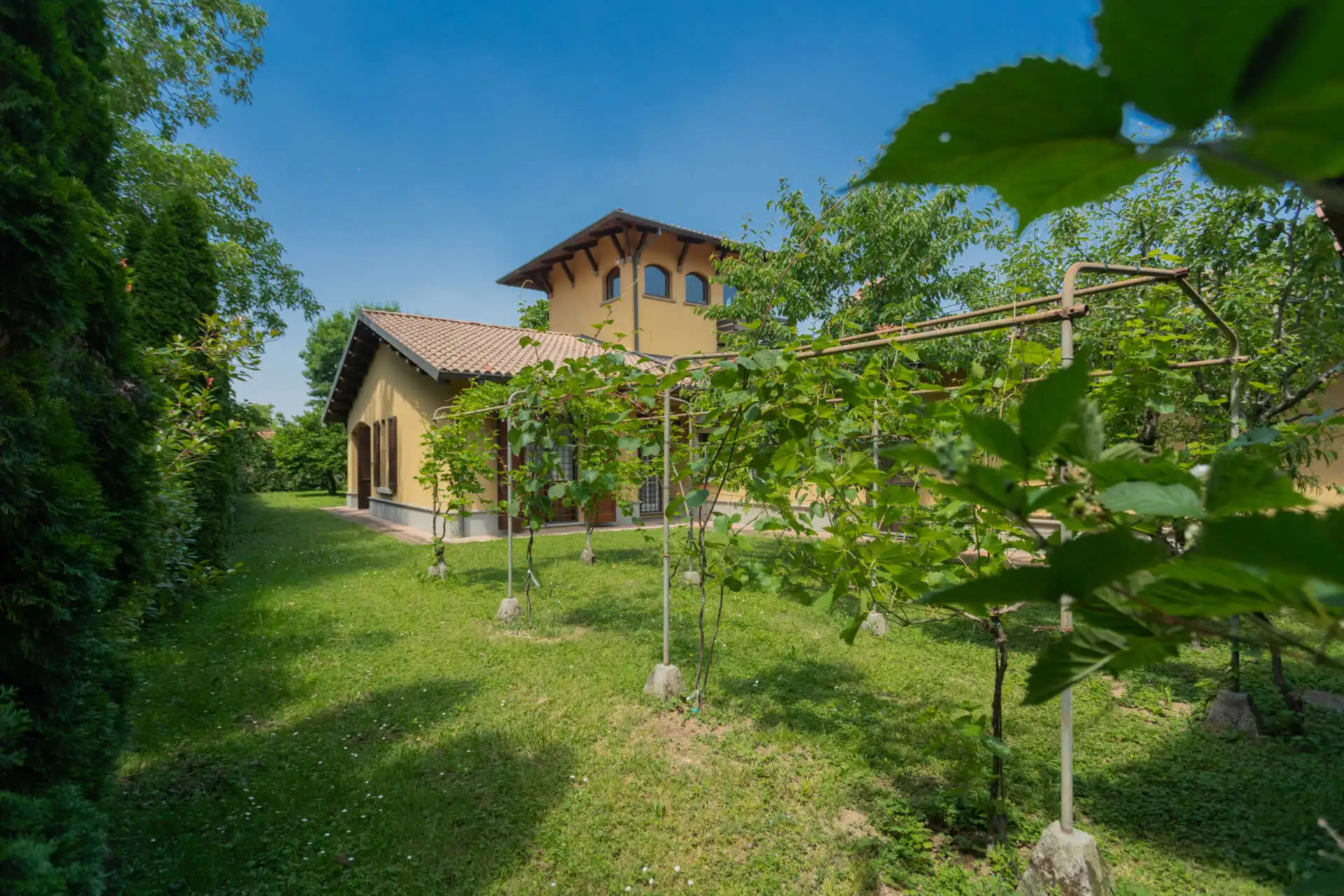 villa-in-vendita-a-vaprio-dadda (4)