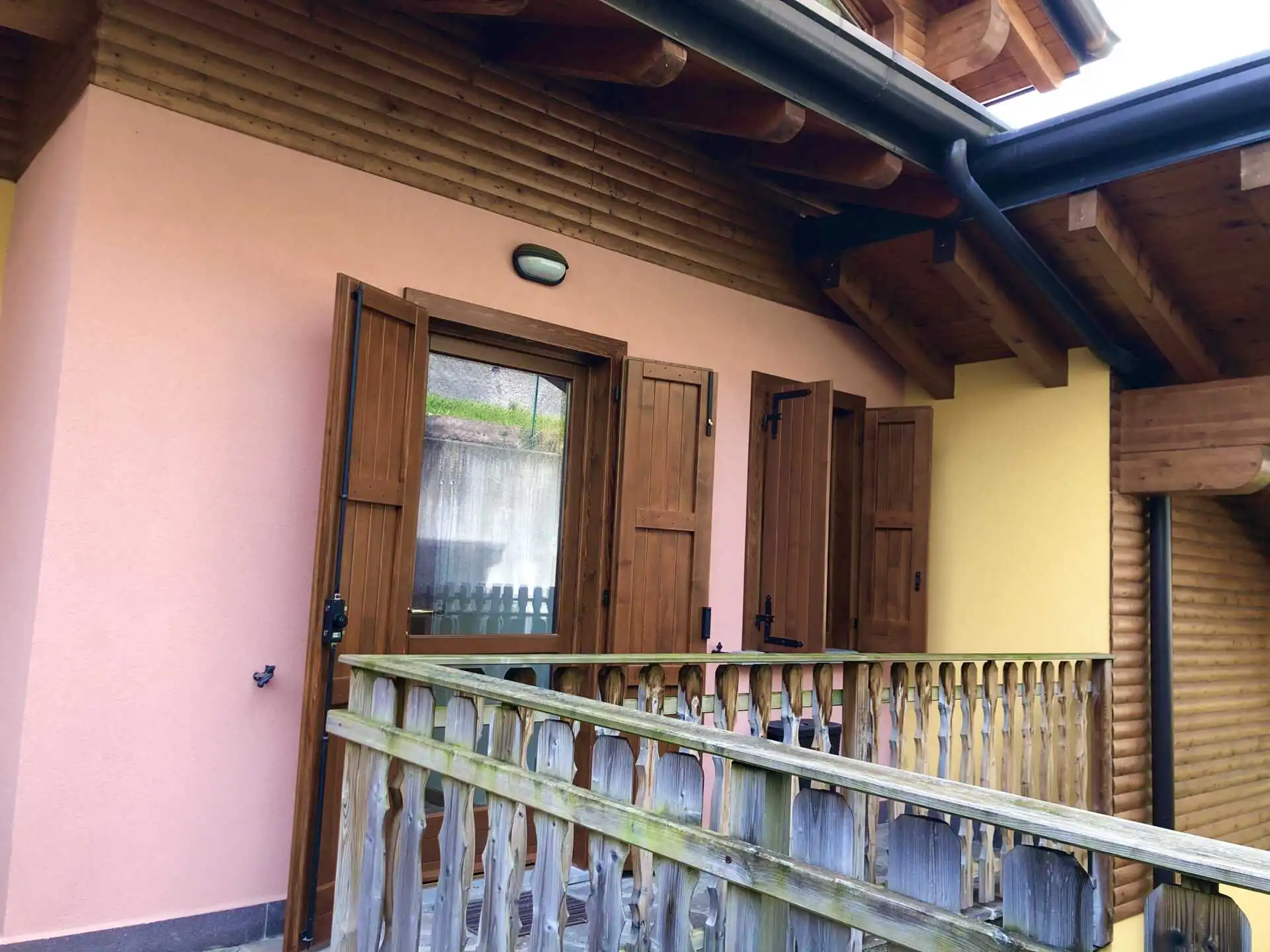Casa-vacanze-in-vendita-appartamento-a-Dossena (1)