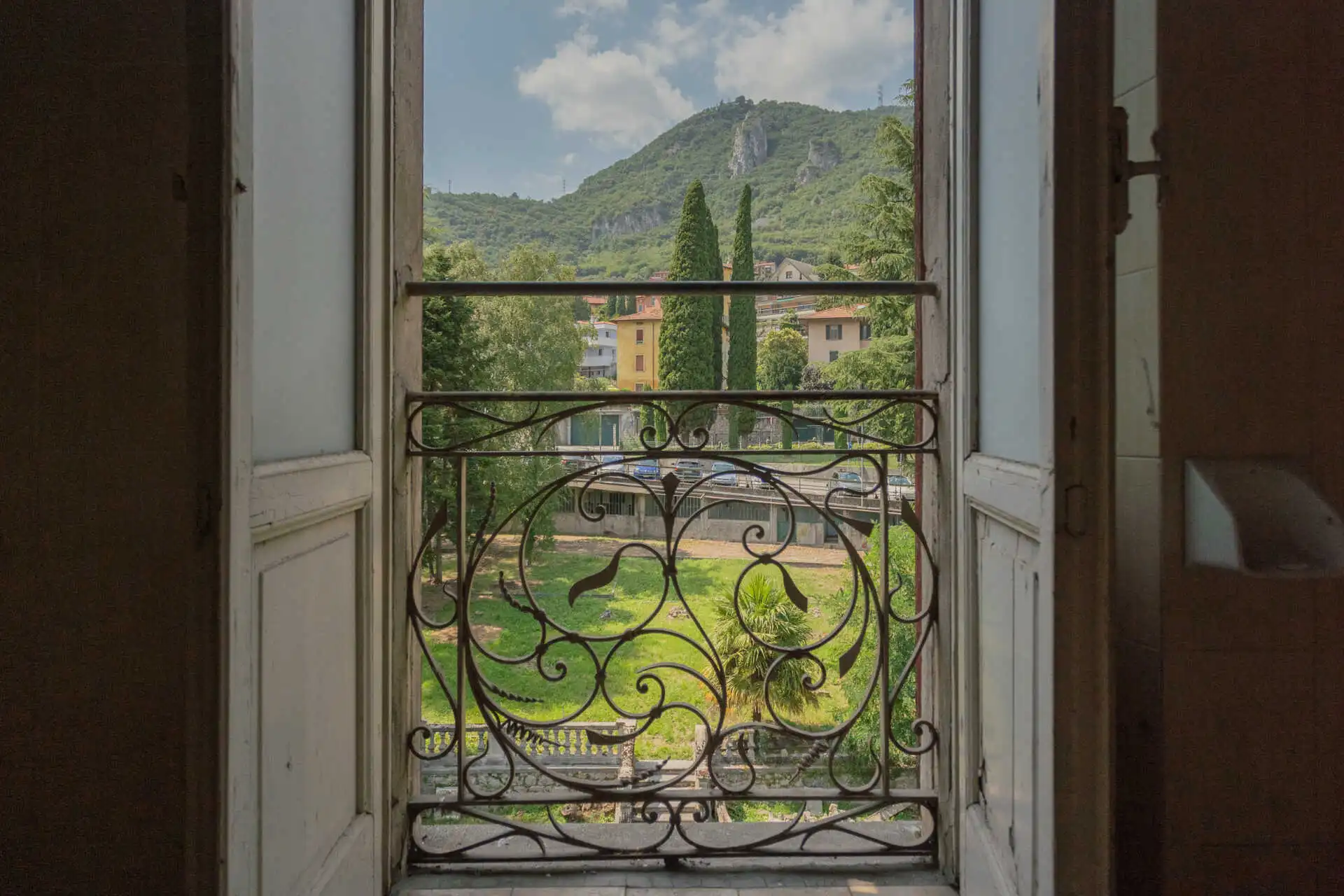 villa-in-vendita-a-lovere-sul-lago-diseo-casa&style-immobiliare-milano-brianza (46)