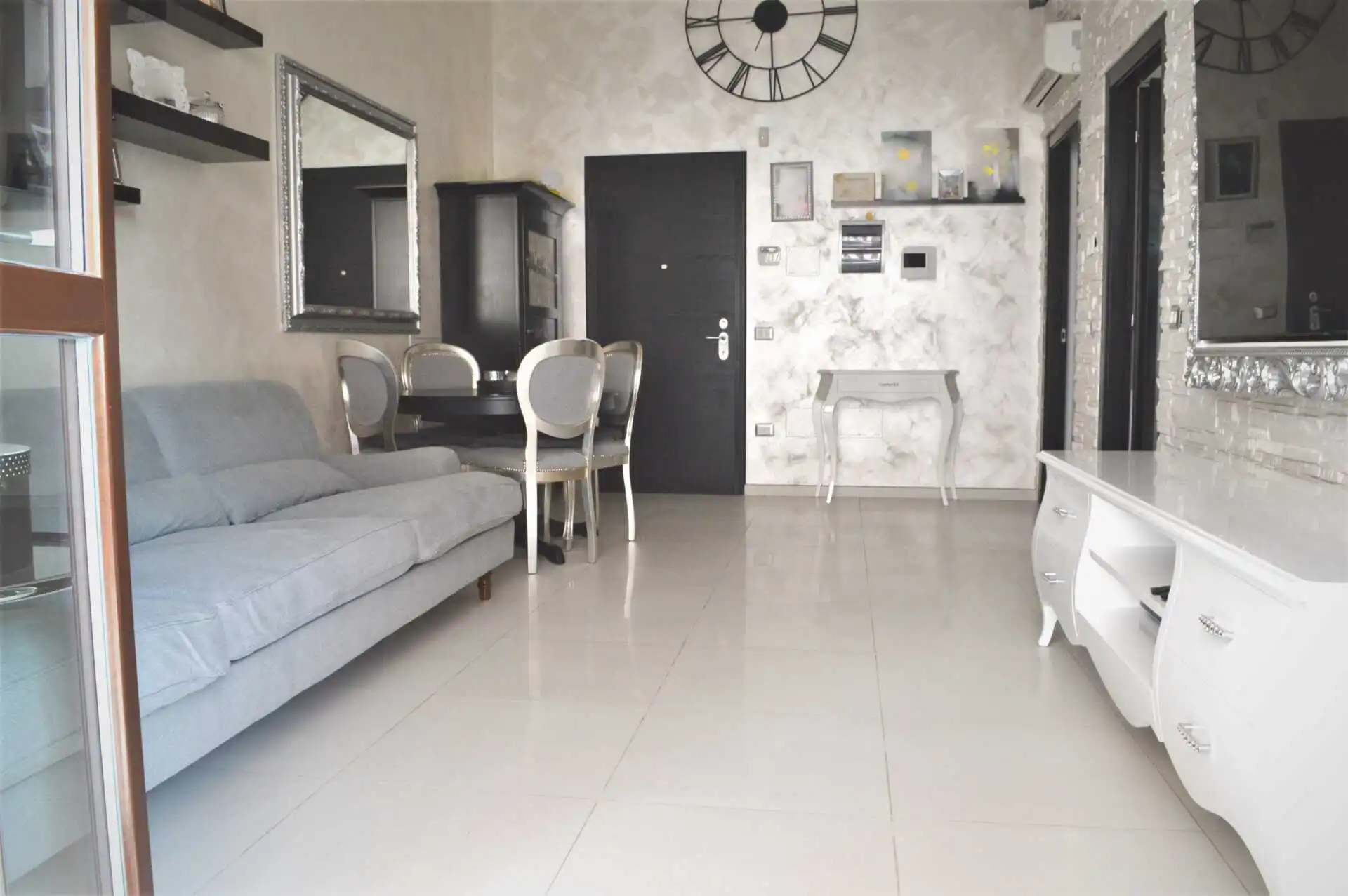 Roncello vendita appartamento ultimo piano con terrazzo (25)