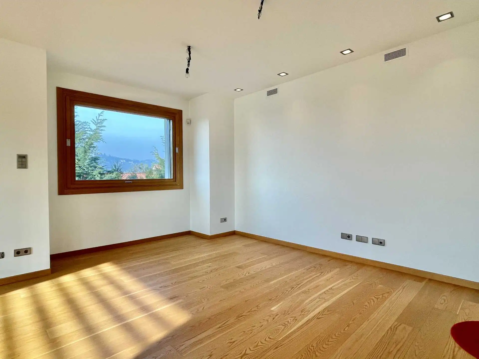 villa-in-vendita-a-merate-agenzia-immobiliare-milano-e-brianza-casa-e-style (5)