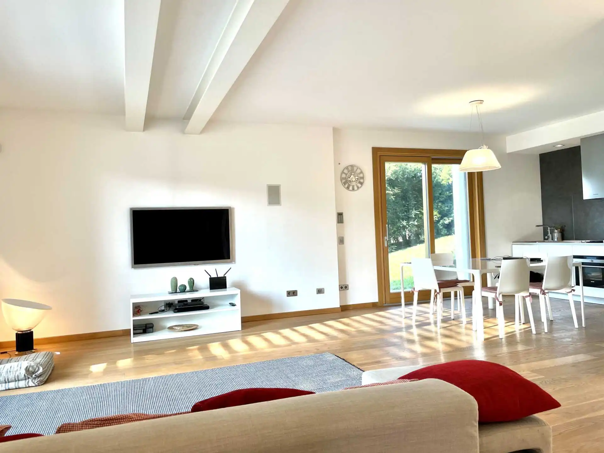villa-in-vendita-a-merate-agenzia-immobiliare-milano-e-brianza-casa-e-style (9)