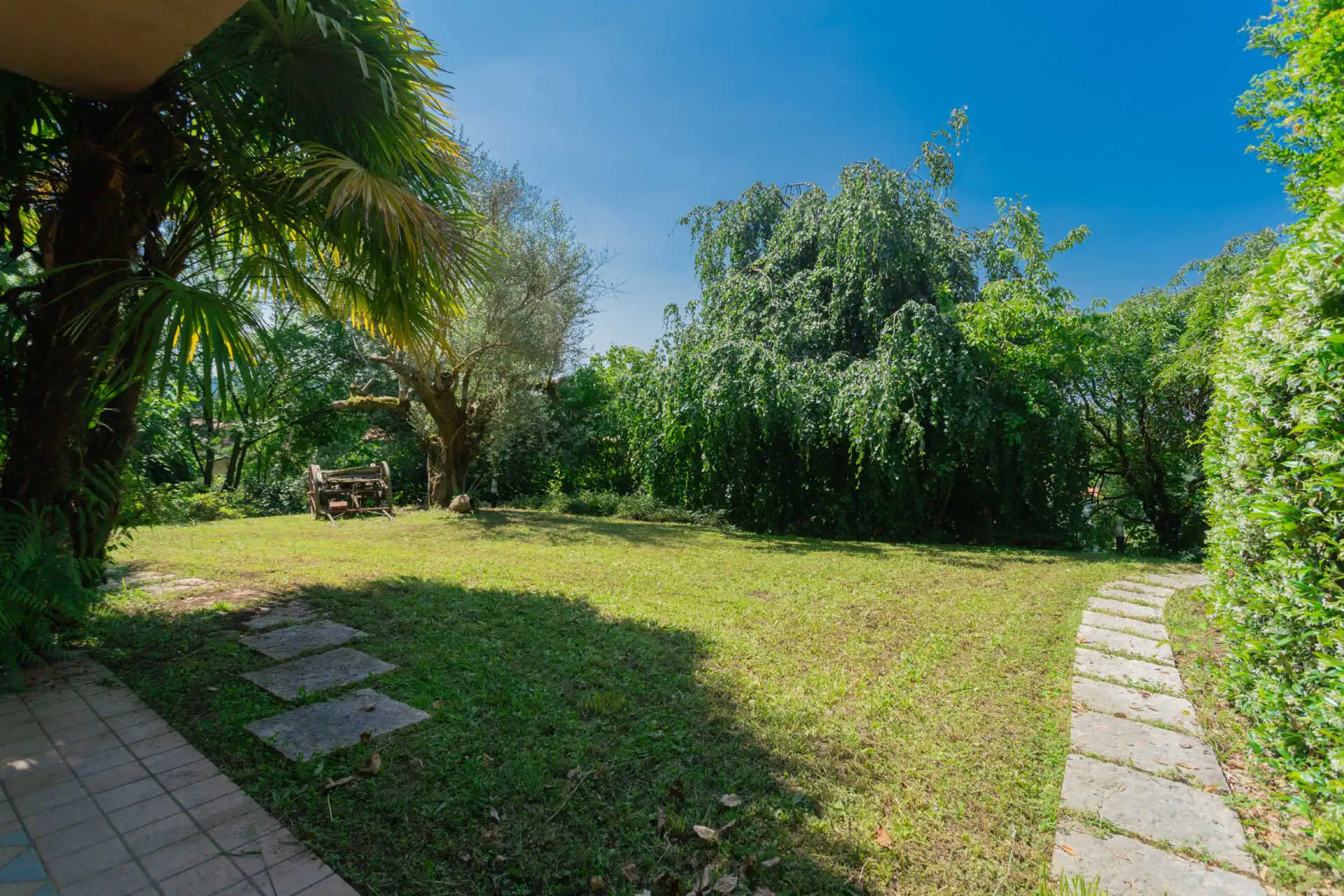 ville-a-sirone-lecco-in-vendita-immobiliare-milano-brianza-casa&style (11)