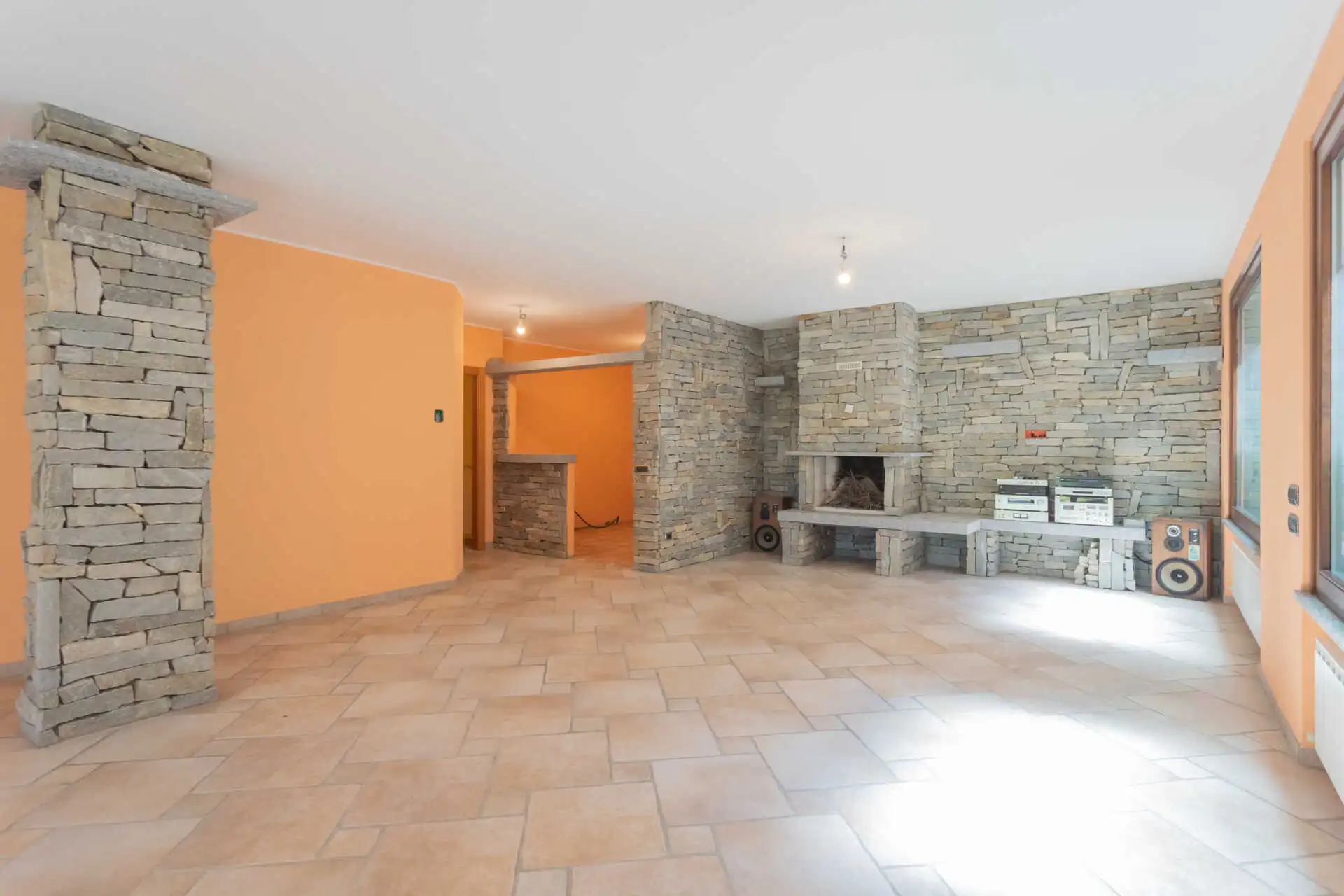 ville-a-sirone-lecco-in-vendita-immobiliare-milano-brianza-casa&style (40)