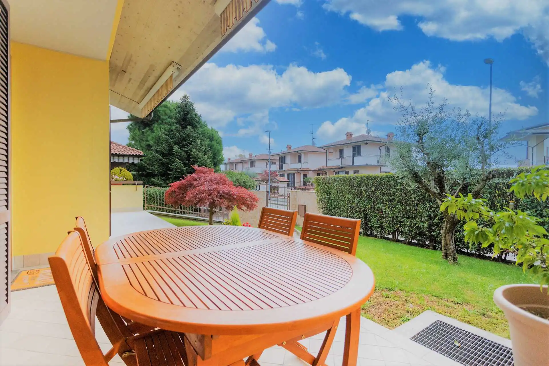 Roncello-vendita-villa-bifamiliare-agenzia-immobiliare-casa&style (2)